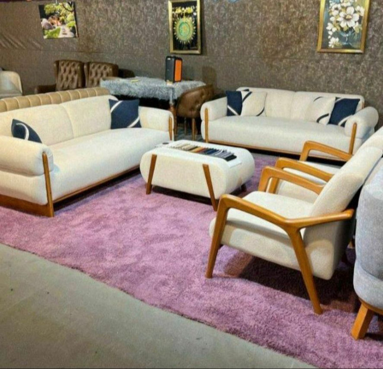 مبل راحتی مینیمال هلندی با بهترین نوع کیفیت و تنوع پارچه